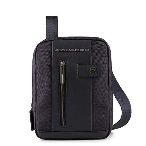 Borsello porta iPad®mini con passante per auricolari | Piquadro Brief...